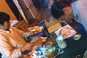 Dừa phế thải thành... mứt tết