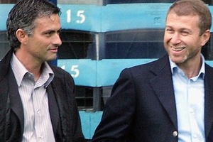 Tiết lộ: Mourinho đã “cầu cứu” Abramovich