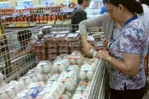 Kiểm tra bình ổn thị trường trứng gia cầm