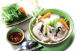 Làm bún giò heo tiêu xanh cho cuối tuần