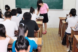 Cô giáo chuyển giới: Bộ chỉ đạo xác định lại giới tính