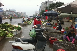 Khai Xuân, thịt cá đua nhau tăng giá