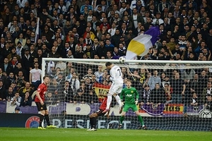 Mổ xẻ cú bật nhảy của CR7: Sir Alex đã sai