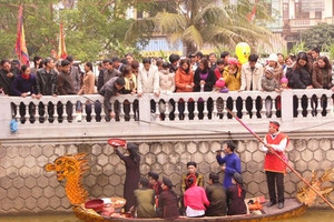 Hôm nay khai mạc Hội Lim: Ngăn chặn quan họ ngửa nón xin tiền