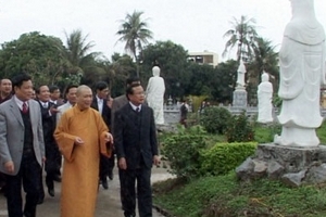 Bí thư Thành ủy Hà Nội thăm, chúc tết tại Chùa Bằng A