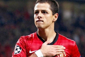 Real Madrid theo đuổi Chicharito
