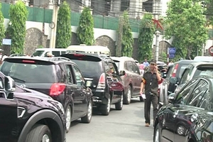 Loạn giá, chặt chém ở chùa Bà