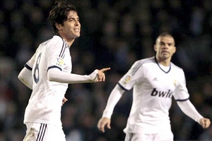 Với Kaka, Real có thể mơ xa