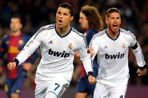 Barca không thể tìm ra 'lời giải' Ronaldo ở Camp Nou!