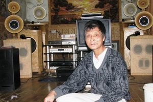 Người đem loa thùng Việt  xuất ngoại