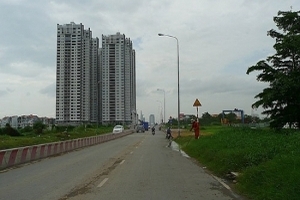 Hà Nội: Giá đất có nơi giảm 50%