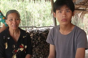 Cả người tố và bị tố "bán người" đều cầm mạng đánh bạc?