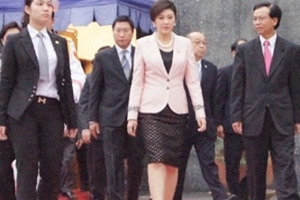 Nữ cảnh vệ kể chuyện bảo vệ chính khách