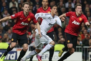 Fergie phủ nhận vụ Ronaldo