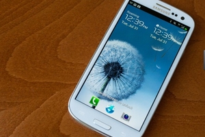 Nên mua ngay Samsung Galaxy S3 hay chờ Galaxy S4?