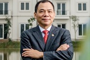 Forbes viết gì về tỷ phú đô la người Việt đầu tiên