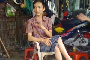 Thâm nhập chợ đồ “nhảy” giữa thủ đô: Đối diện bọn “chôm” đồ