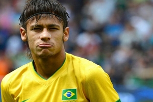 Barca đạt được thỏa thuận với Santos: Neymar đắt giá thứ hai thế giới sau Ronaldo