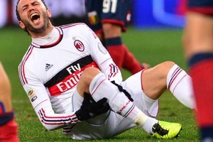 Milan chịu tổn thất rất lớn trước trận gặp Barca