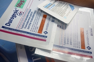 Công khai mua bán thuốc gây nghiện