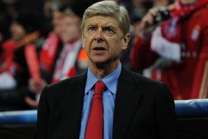 Suýt tạo địa chấn, Wenger tiếc hùi hụi