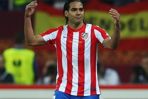 Chelsea hy vọng có Falcao nhờ một “điều khoản đặc biệt”