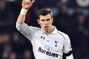Bale dính chấn thương, Tottenham lo sốt vó