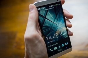 Chủ tịch HTC thề từ chức nếu HTC One thất bại