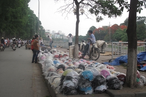 Thu giữ hàng chục ngàn  mũ bảo hiểm kém chất lượng