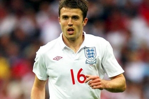 Sẽ là một sự hoang phí nếu Carrick phải đá trung vệ