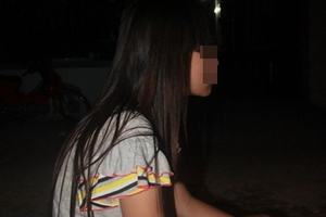 Bi kịch gia đình và sự nhẹ dạ của bé gái 12 tuổi bị cướp sự trong trắng