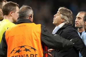 Mancini khiến 1 trọng tài phải giã từ sự nghiệp