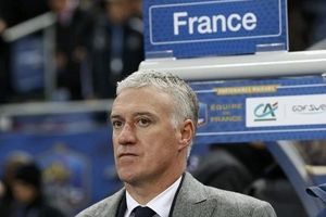 Chưa đá, Deschamps đã “sợ” Tây Ban Nha