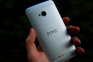 Đã đến lúc HTC cần ‘chơi bẩn’?