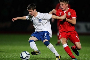 Arsenal nhắm mua “Jack Wilshere mới”