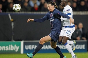 Man United tiếp tục “săn” trung vệ