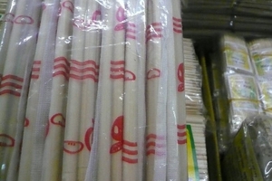 Đũa dùng một lần - vừa tiện, vừa... hại!