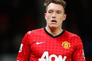 M.U đón tin vui: Phil Jones trở lại trước đại chiến