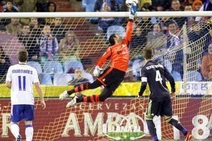 Diego Lopez lại tỏa sáng: Và Mourinho lại đúng