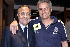 Perez và Mourinho đã "hòa bình" trở lại: Vì mục tiêu Decima!