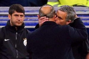 Jose Mourinho hết lời khen ngợi hàng thủ Real