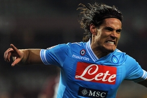 Chủ tịch Napoli thách Man City, Chelsea mua được Cavani