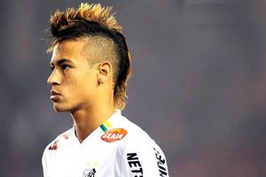 Neymar vẫn chưa thuộc về Barca