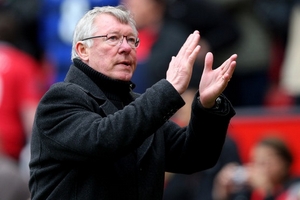 Sir Ferguson vẫn "mất ngủ" vì Mourinho