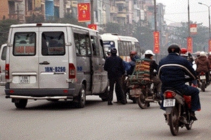 Lại đề xuất cho xe đón khách dọc đường