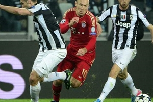 Bayern đè bẹp Juventus, Robben "nổ" tưng bừng