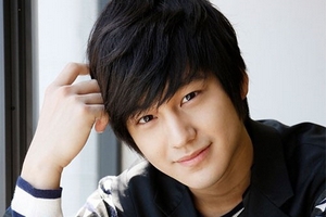 "Hotboy" của điện ảnh Hàn Quốc Kim Bum đến TP HCM