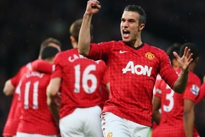 M.U vô địch sớm 4 vòng đấu: Van Persie & số 20 vinh quang