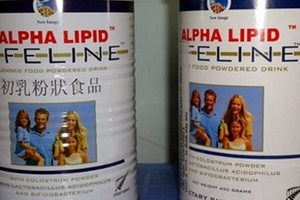 Sữa non Alpha Lipid đang quảng cáo trái phép