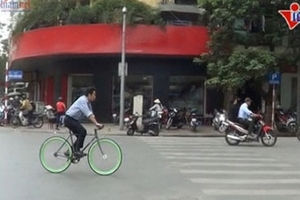 Đi xe đạp chống tắc đường: Dễ loạn!